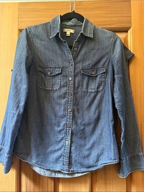 JCrew Denim Button-Up Shirt in Medium Blue size 2